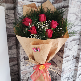  Erzincan Çiçek Siparişi VIP 5 Kırmızı gül