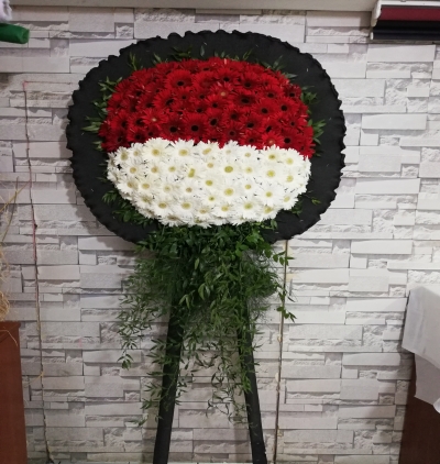  Erzincan Çiçek Cenaze çelengi kırmızı beyaz