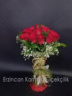  Erzincan Çiçek - 15 adet  kırmızı gül VIP ARANJMAN