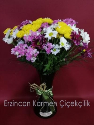  Erzincan Çiçekçiler - Siyah Vazoda Kır Çiçekleri
